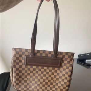 Authentic Louis Vuitton HandBag